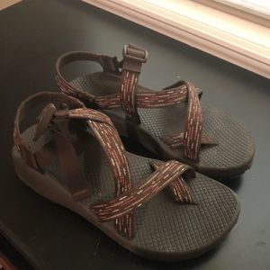 Chacos brown and pink sandles